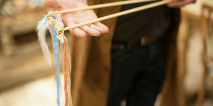 簡単に可愛く作れるウッドスティックのリボンワンズ♡ 材料から手順