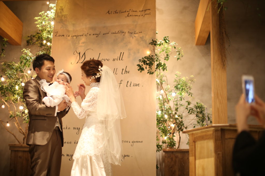 香川県高松市の結婚式場リュバンのヘッドアクセサリーでのヘアアレンジ