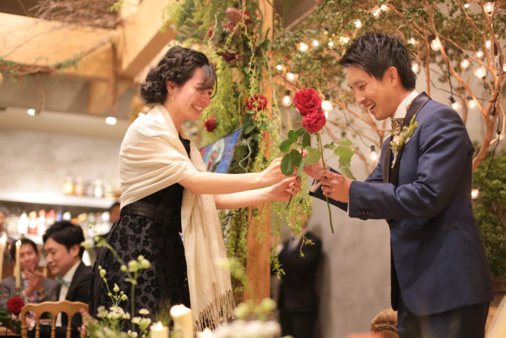 香川県高松市の結婚式場リュバンのダーズンローズ